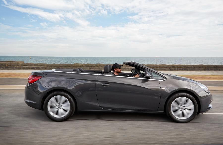  Holden Cascada Turbo 2015 года  (фото 14 из 17)